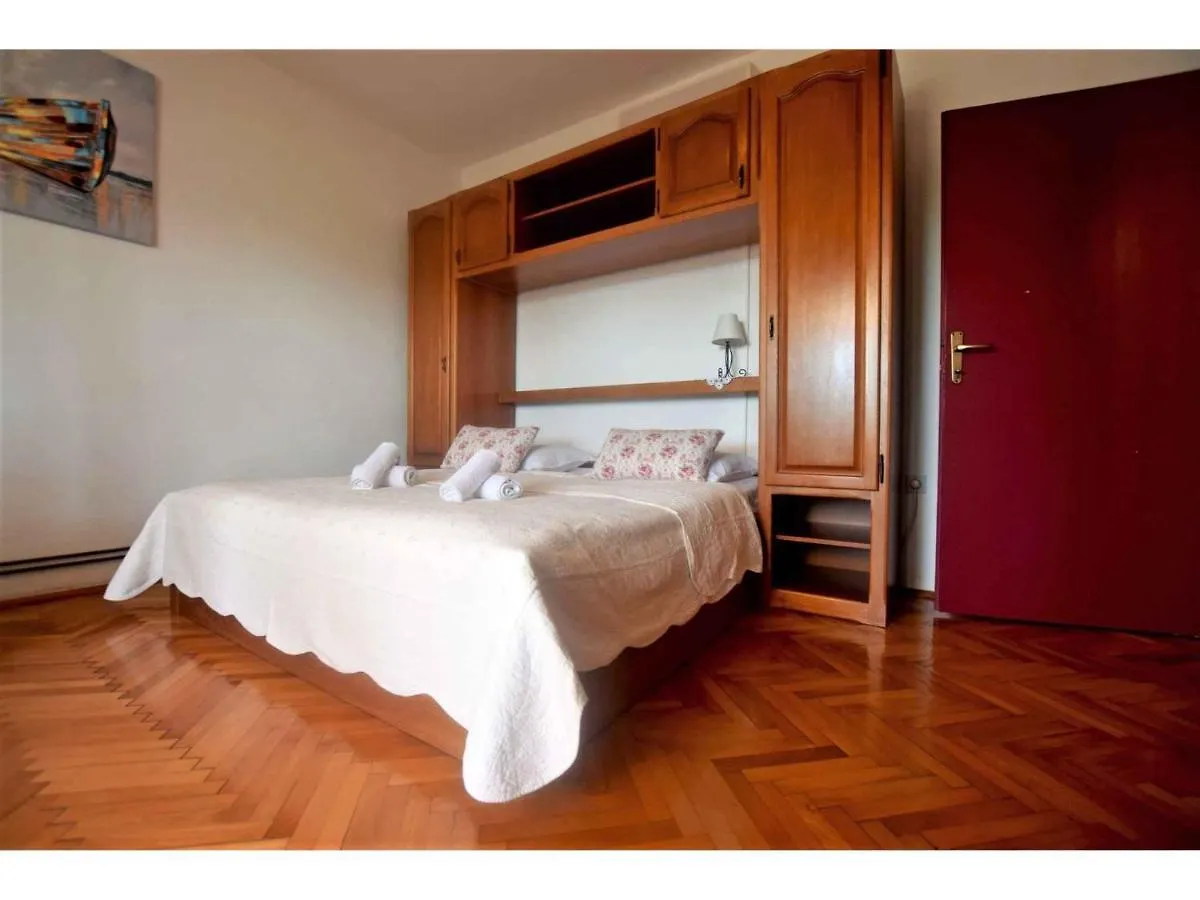 Studio In Starigrad-Paklenica 43596 Croatia